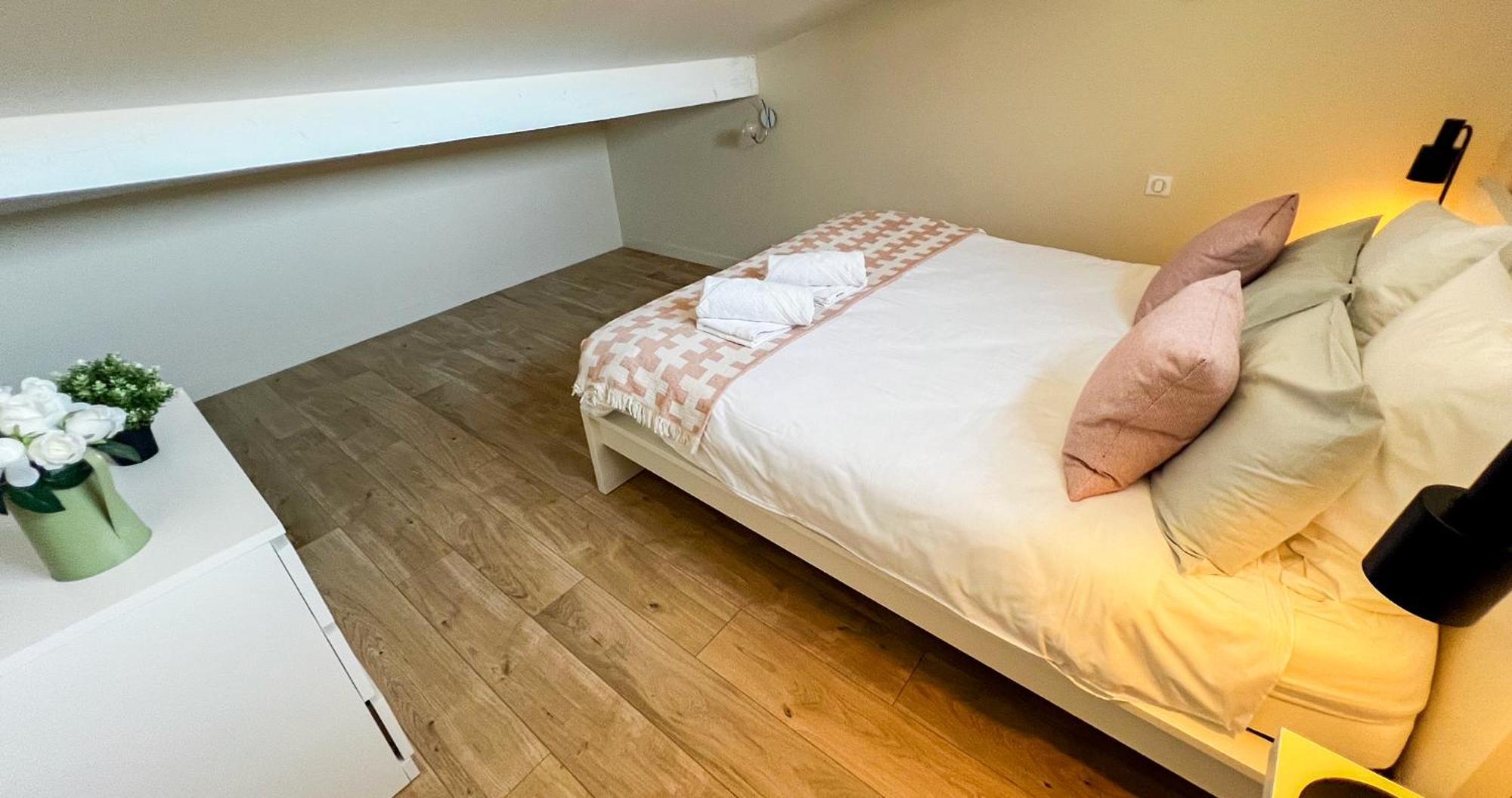 Ac - Private Exterior - Au Pied Du Palais Des Papes! Διαμέρισμα Αβινιόν Εξωτερικό φωτογραφία